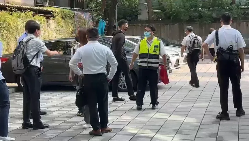 快訊/檢調抵達台玻大樓！預計搜索柯文哲辦公室