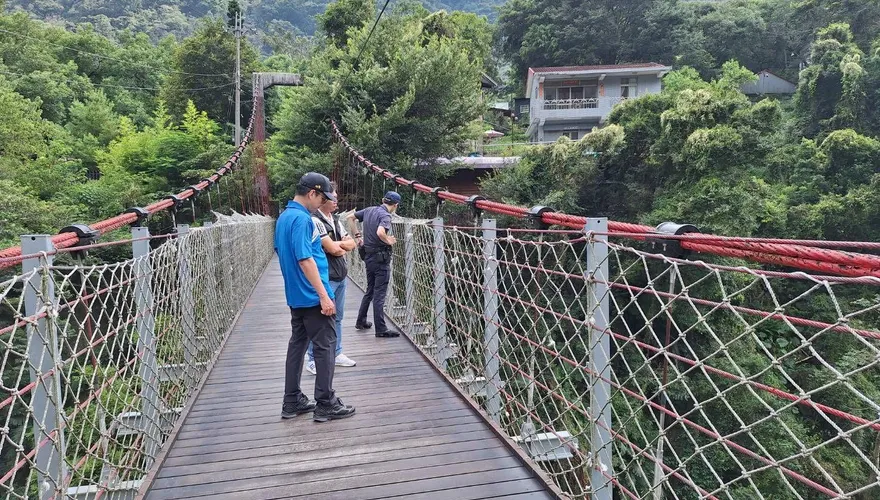 快訊/假日不平靜！台中男「捎來吊橋」墜70米血染溪床　OHCA急送醫搶救