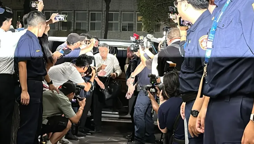 柯文哲放棄抗告　游盈隆直指不尋常：不知他葫蘆裡賣啥膏藥？