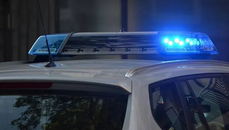 快訊/出事了！台中3派出所遭檢廉搜索　至少5員警被帶走