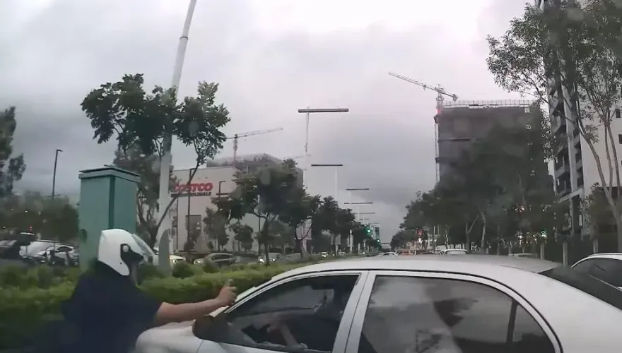 警開12槍制伏酒駕男！3正義哥擋車第一視角曝　退休警：別想在台中犯案