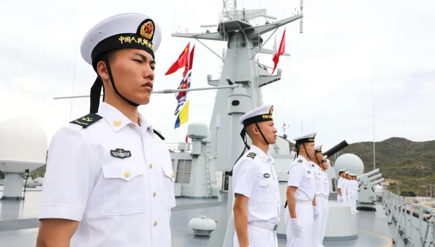 陸海軍艦隊技術停靠金蘭港　越方舉行歡迎儀式並登陸艦參觀