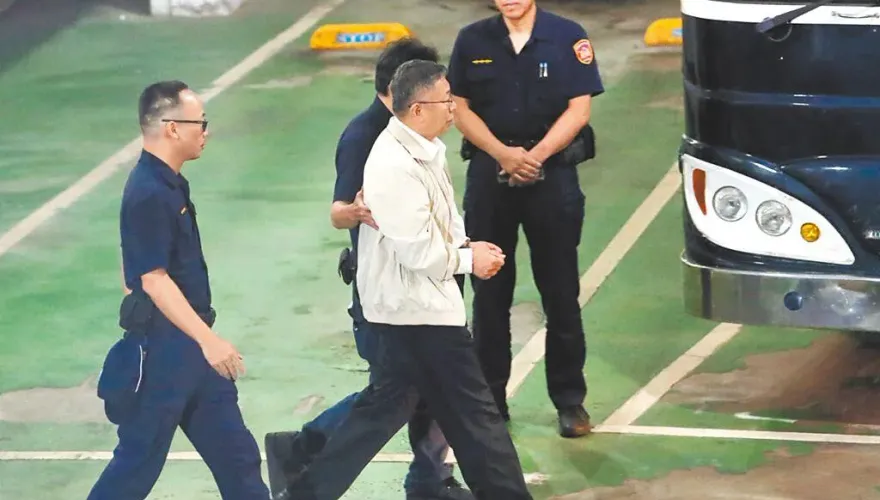 柯文哲被冤枉？沈富雄大膽預言可能性：藍綠朋友都笑了