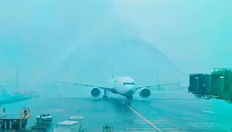 歡迎回家！桃機高規格「水門禮」迎接巴黎帕運中華英雄