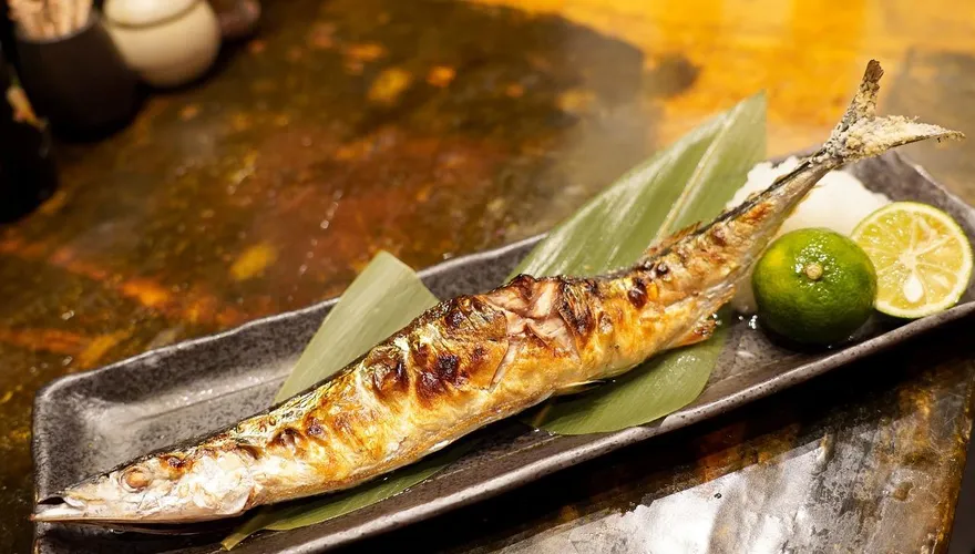「秋刀魚」Omega-3含量驚人！醫：是鮭魚的兩倍