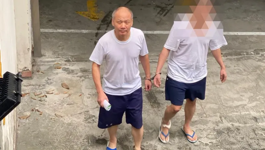 求減刑？解放軍前艇長駕快艇衝淡水渡船頭　出庭竟交「福建軍事部署情報」