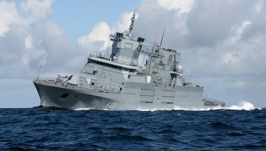 不顧北京反對！德國軍艦22年來首度穿越台海　總理蕭茲：是國際水域