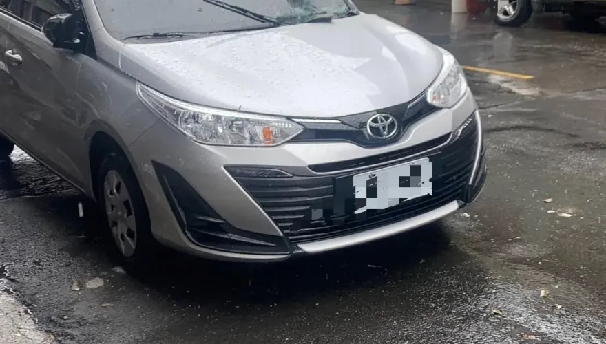 快訊/爬欄杆拿鑰匙出事！高雄男「6樓落下」重摔汽車擋風玻璃　命危送醫