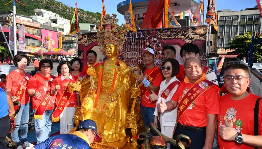 「蘭陽媽祖文化節」今開跑！百艘漁船護駕　千名信眾迎接金媽祖