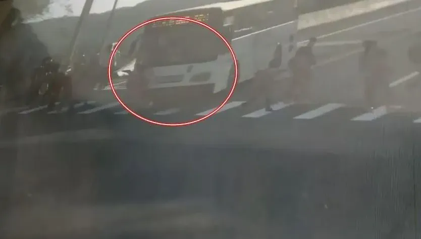 巨業客運撞死人非首次！高一資優女3年前遭撞屍塊橫飛、血染馬路