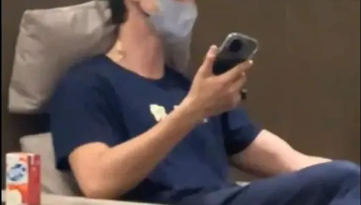 快訊/現身松山機場！吳慷仁被直擊將飛往上海　疑側面證實簽約大陸公司