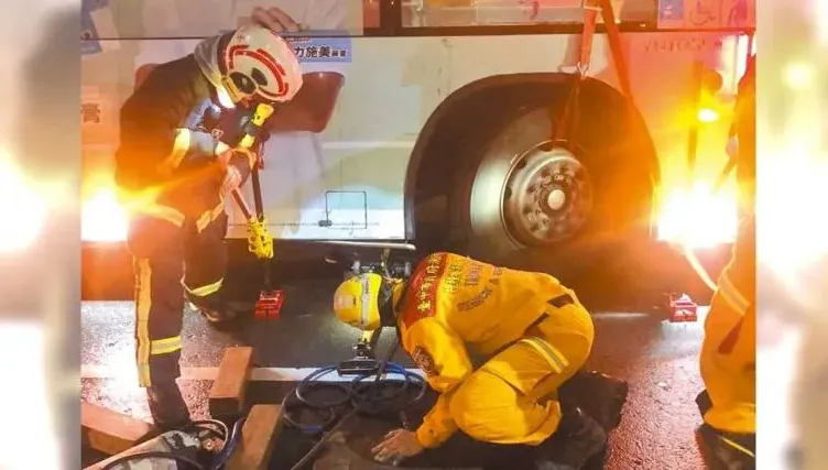 東海女大生遭公車撞斃！母淚曝「當下還活著」　喊告肇事司機殺人