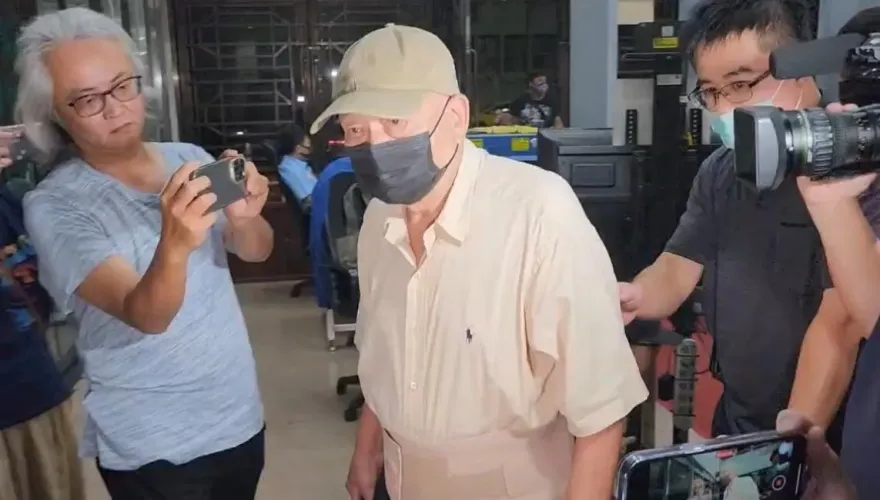 簡訊曝光！捐210萬給柯文哲　朱亞虎罵「小沈十分小氣」