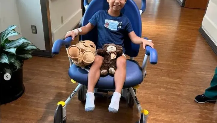 迪士尼驚魂！5歲男童搭雲霄飛車20秒後昏迷嚇壞父母　竟是罕見心臟病作怪