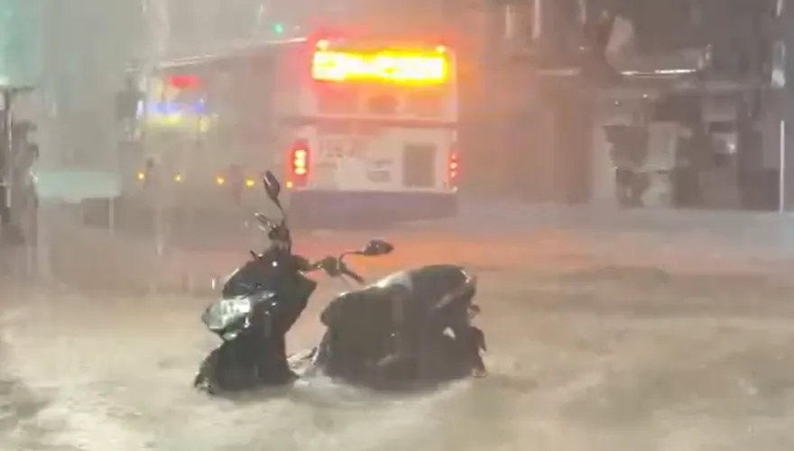 國家警報響！雷雨轟台中、南投到傍晚　頭汴坑溪防暴漲