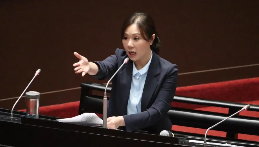 「蟒蛇戰術」鎖台能夠自給自足一年？李彥秀質疑農業部過於樂觀