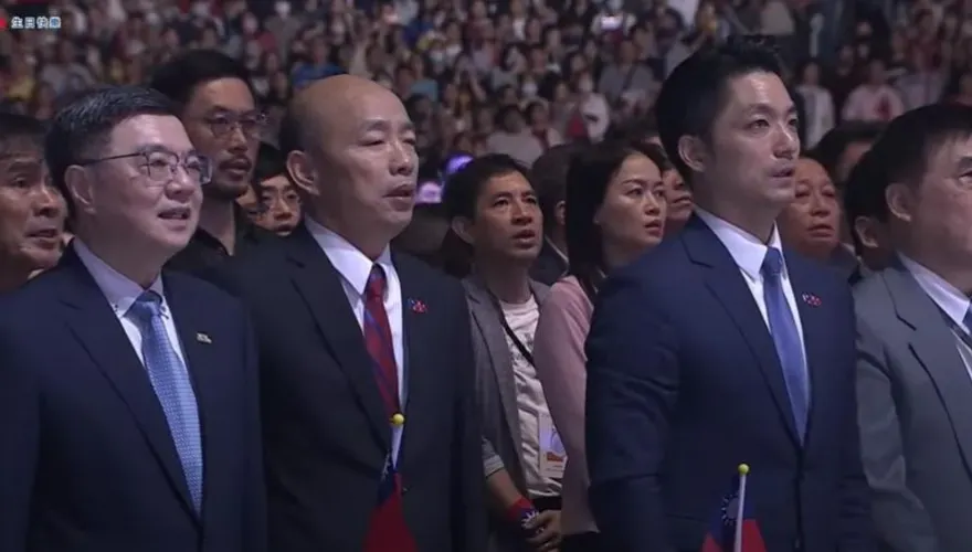國慶晚會在大巨蛋登場！韓國瑜、蔣萬安、卓榮泰藍綠大咖高唱國歌獨缺賴清德