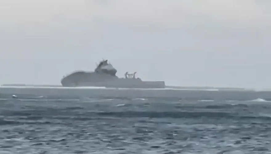 快訊/紐西蘭海軍船艦薩摩亞外海「觸礁沉沒」 　75人全數獲救
