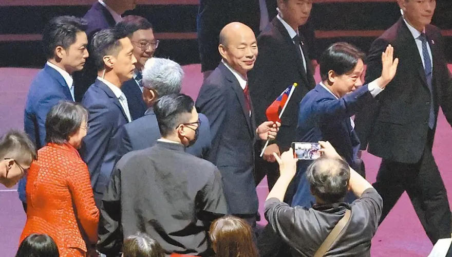 國慶晚會最有趣的20秒！李艷秋看出門道驚：賴清德竟跟「這藍大咖」熱烈互動