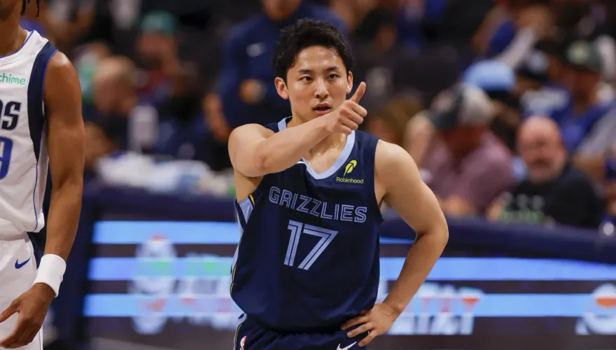 影/地表最強172！「亞洲第一控」河村勇輝NBA首秀亮眼　妙傳助攻+命中高難度三分