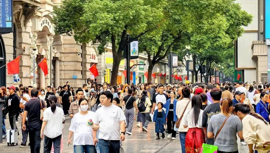 陸十一假期出遊7.65億人次　總花費逾3.2兆台幣