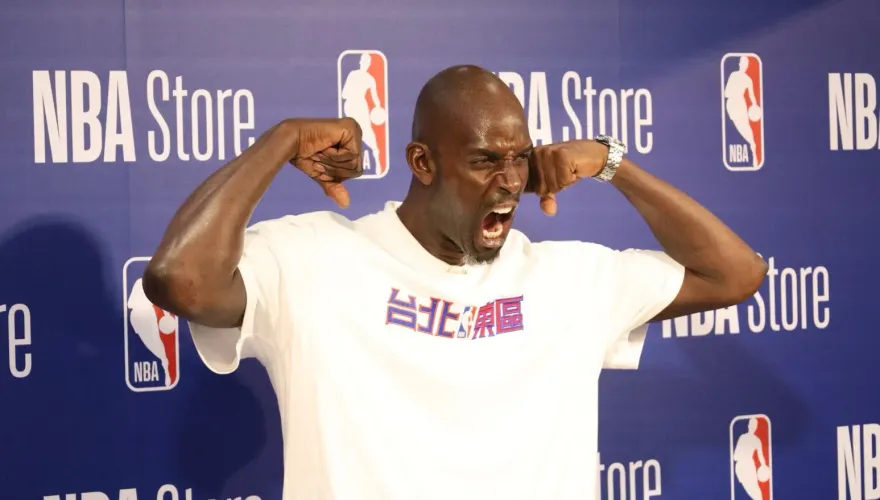 貴古賤今？狼王KG來台為NBA Store開幕　曝心中最佳先發5人「沒有詹皇」