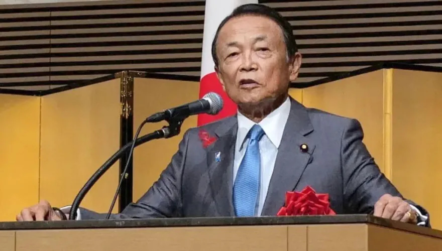 在國慶活動上稱台灣是重要「國家」！前日相麻生太郎：日美必須攜手保台