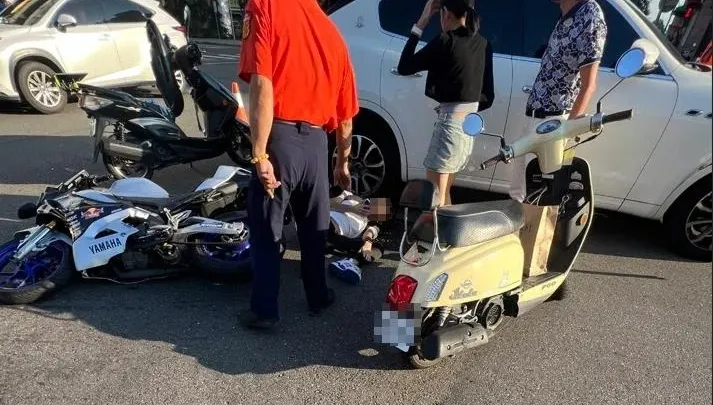 真‧目屎哪滴！台中瑪莎拉蒂「闖紅燈撞機車」　酒駕、車還是租來的