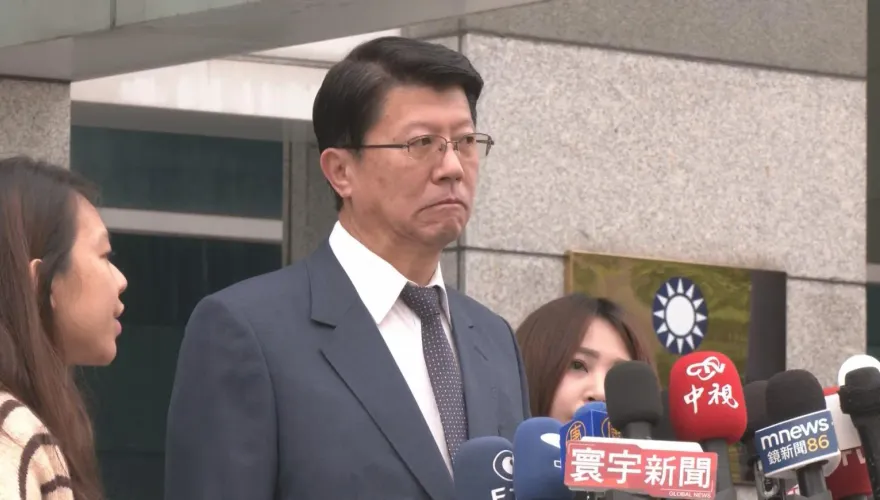 驚！前台鹽綠能董座陳啟昱涉光電弊案聲押遭駁回「當庭釋放」　謝龍介脫口一句