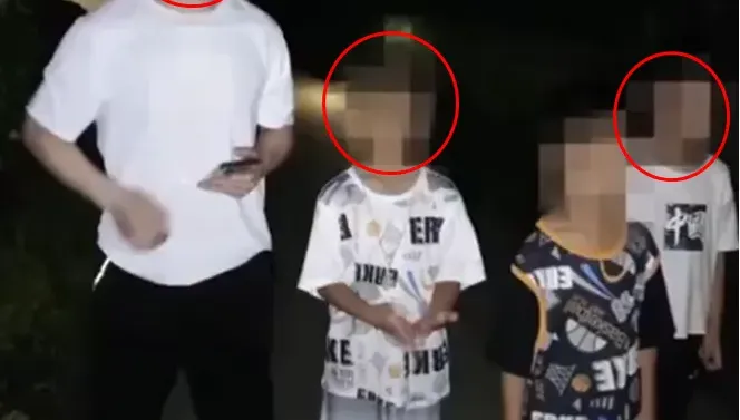 影/豬隊友！蘇州二寶爸留2兒在遊樂場　「差點弄丟」超扯理由曝