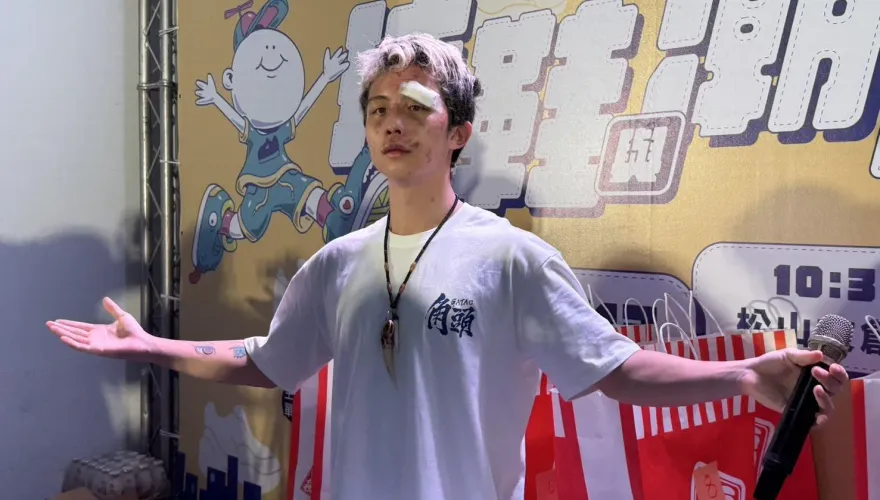 直擊/遭韓森狂K！孫安佐鼻青臉腫「縫兩針」露面　親洩狄鶯、孫鵬心情