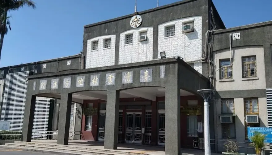 被贈與土地以後竟設拒接、封鎖！重病父痛心提告　法官判2不孝子得歸還