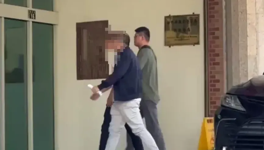 快訊/涉虐童引眾怒！竹北健身教練飲料店遭包圍狂砸　「私刑正義」犯嫌逮到了