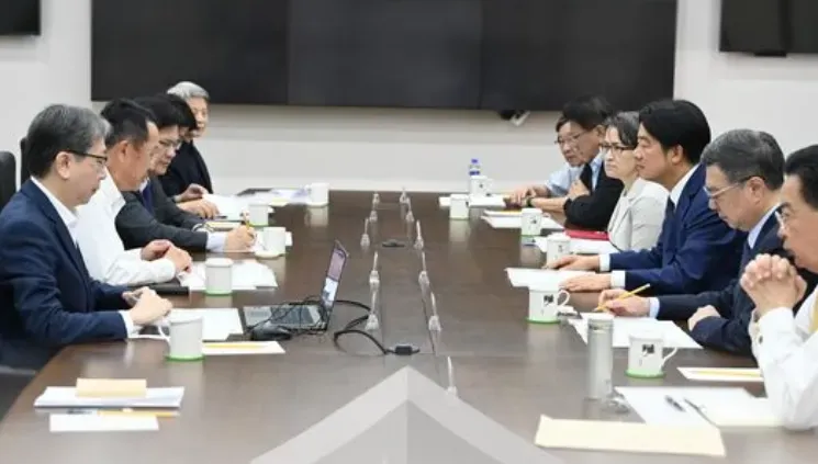 賴清德因應「圍台軍演」主持國安會議　邱義仁、傅棟成赫然在列