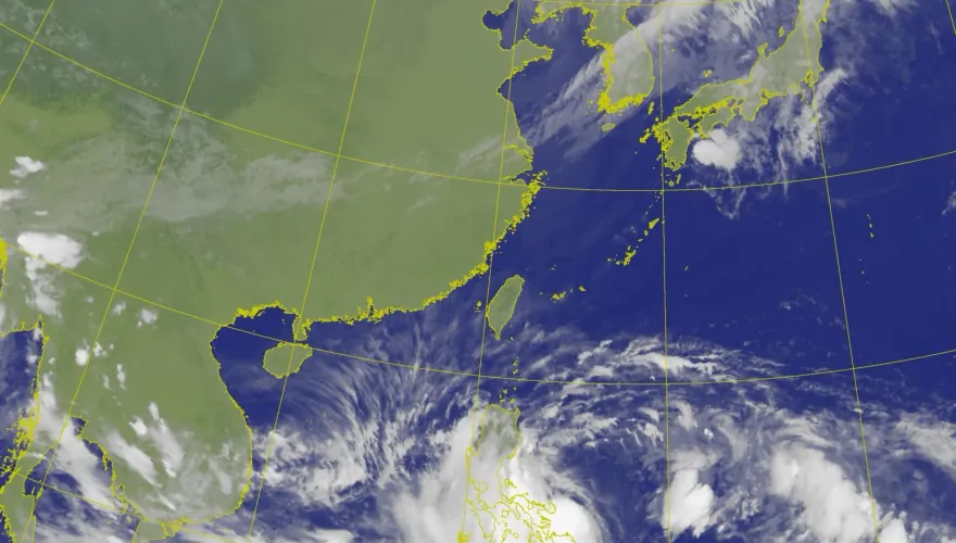 新颱「康芮」將生成颱風假有機會？挾東北季風甩雨　北東明起濕涼「低溫剩23度」