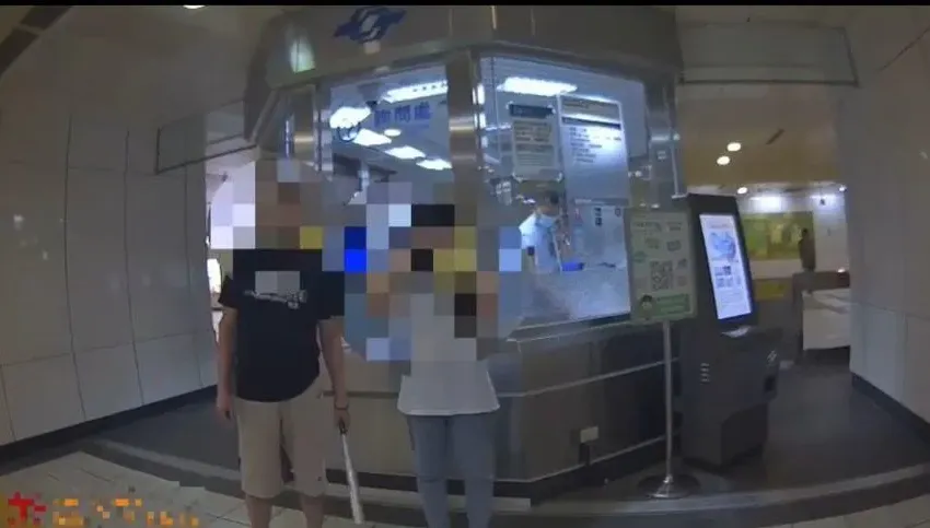 影/新北捷運滋擾事件！球棒醉漢衝三重國小站服務台亂揮咆哮　警急衝逮人