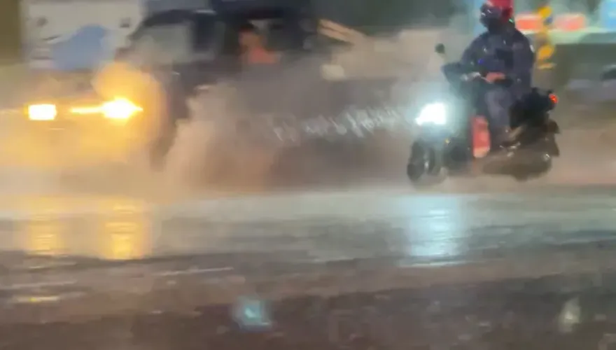 共伴效應風強雨大！宜蘭宣布10/25正常上班上課