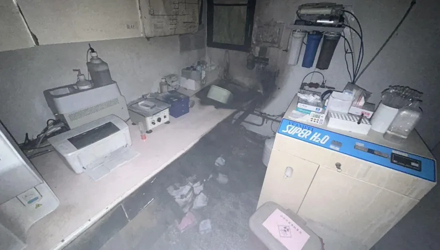 苗栗慈祐醫院驚傳火警！地下檢驗室冒白煙　醫護、患者105人幸無礙