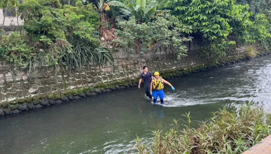 台中葫蘆墩圳6旬婦落水　救起無生命跡象搶救中
