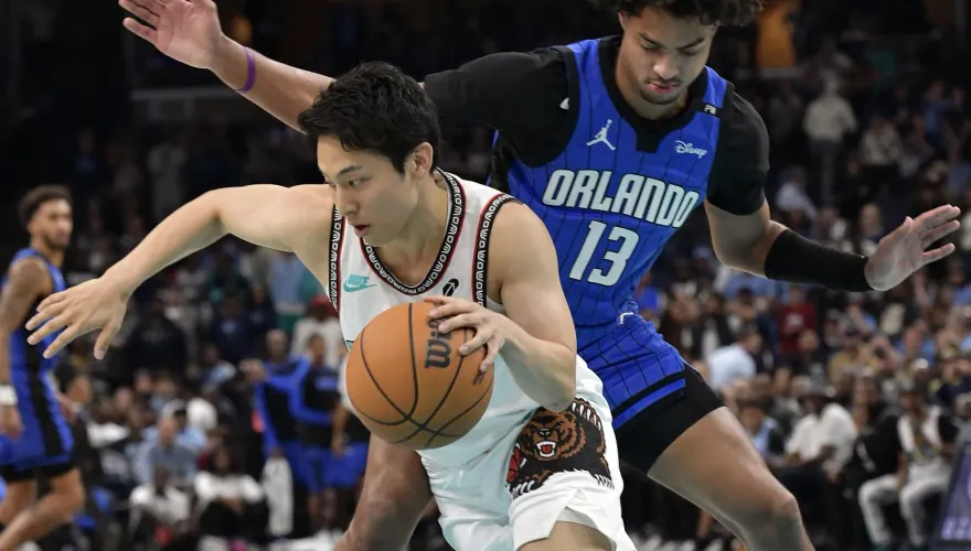 影/「地表最強172」主場初亮相...河村勇輝2投落空　NBA第1分再等等