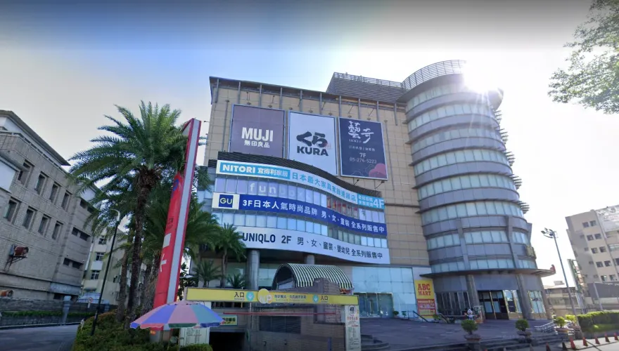 嘉義最大百貨週末一片空！他納悶「真的有賺錢嗎？」　網曝：一年賺20億