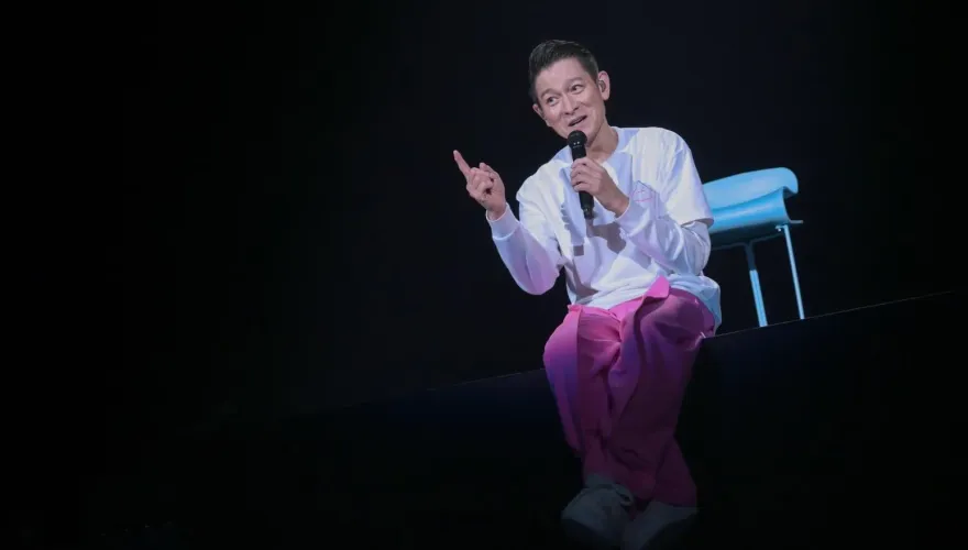 劉德華開唱！姜皓文夫婦現身慶結婚紀念日　收華仔連環驚喜嗨翻
