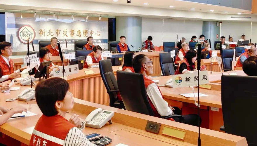 強颱康芮逼近新北市府一級開設　高灘地停車場晚上8點強制拖吊