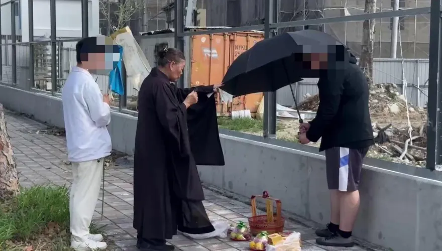 影/哀戚招魂現場！台中男童命喪路口　兄喊「不要玩了」2次才聖筊