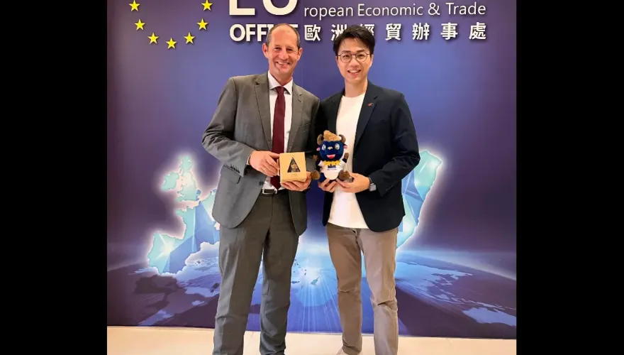 每年僅2名額！徐巧芯辦公室主任陳暉　獲歐洲經貿辦推薦參加「歐盟訪賓計劃」