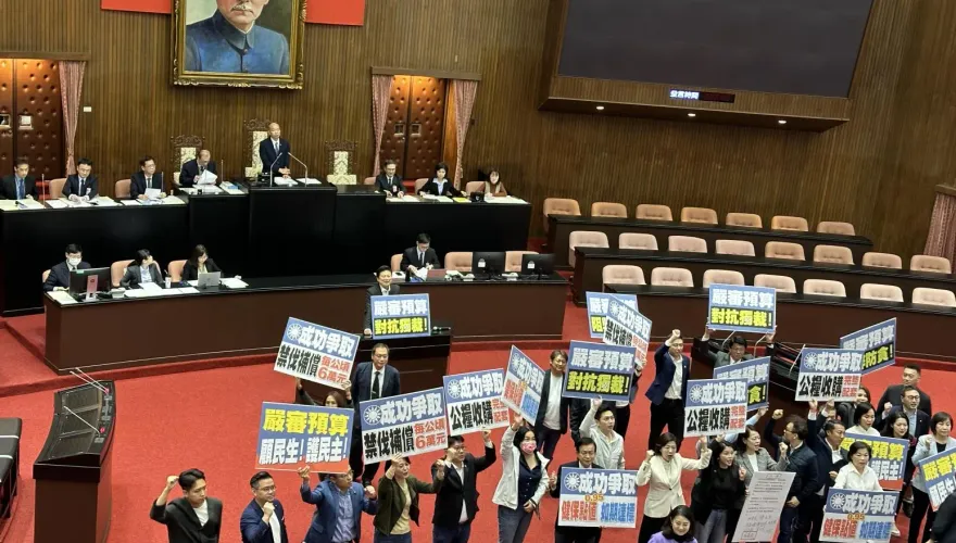 立院凍結關鍵國防預算！英媒：恐冒與川普疏遠風險