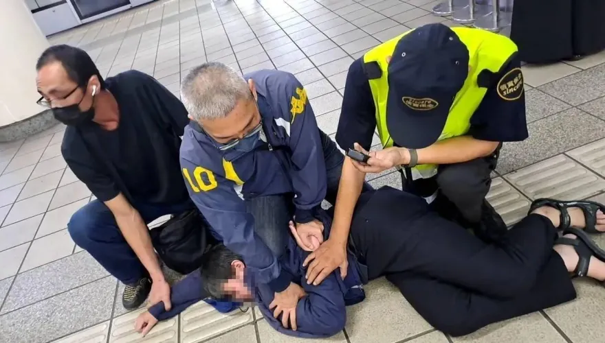 北捷車廂內「揮美工刀傷人」　犯案女碩士遭檢方依殺人未遂罪起訴
