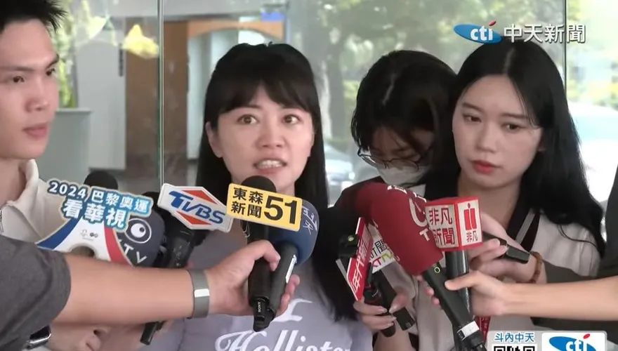 王世堅喊停823罷免遭圍剿　高嘉瑜幫緩頰：他是有智慧的人