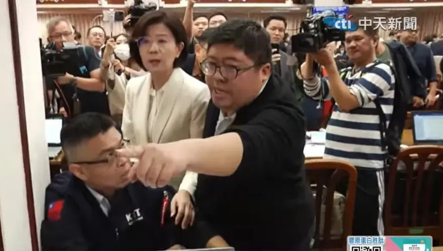 藍營喊話罷免綠委　蔡易餘嗆倒閣較快：我們38席陪你重選