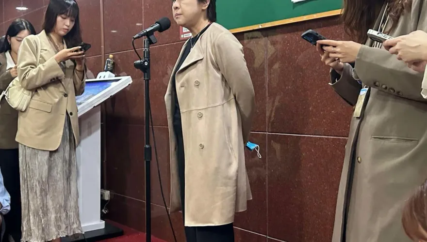 院會表決神隱！團進團出承諾瓦解？黃珊珊：母親住院臨時告假